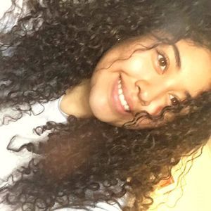 Meet your Posher, Hailey